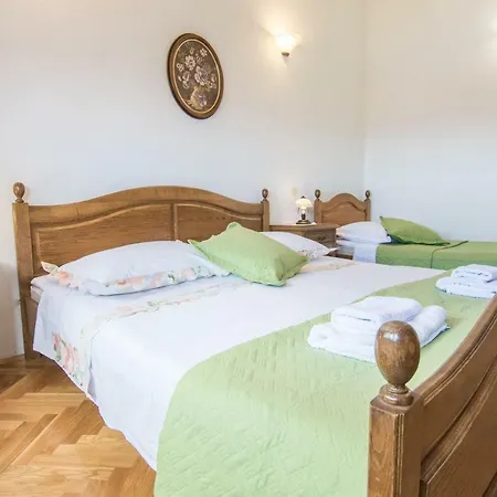Apartment Baskovic *