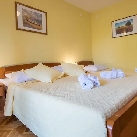 Apartment Baskovic Promajna