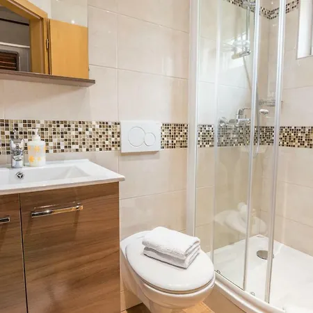Baskovic Apartment Promajna