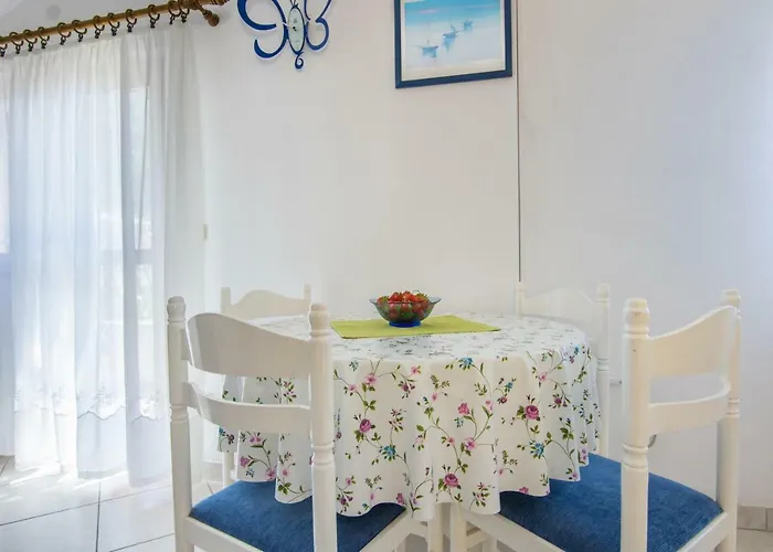 Baskovic Apartamento Promajna